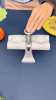 Automatic Dumpling Maker – Quick & easy shaping